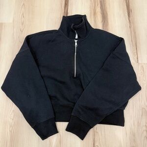 Abercrombie & Fitch Cropped Black Sweatshirt Size Small